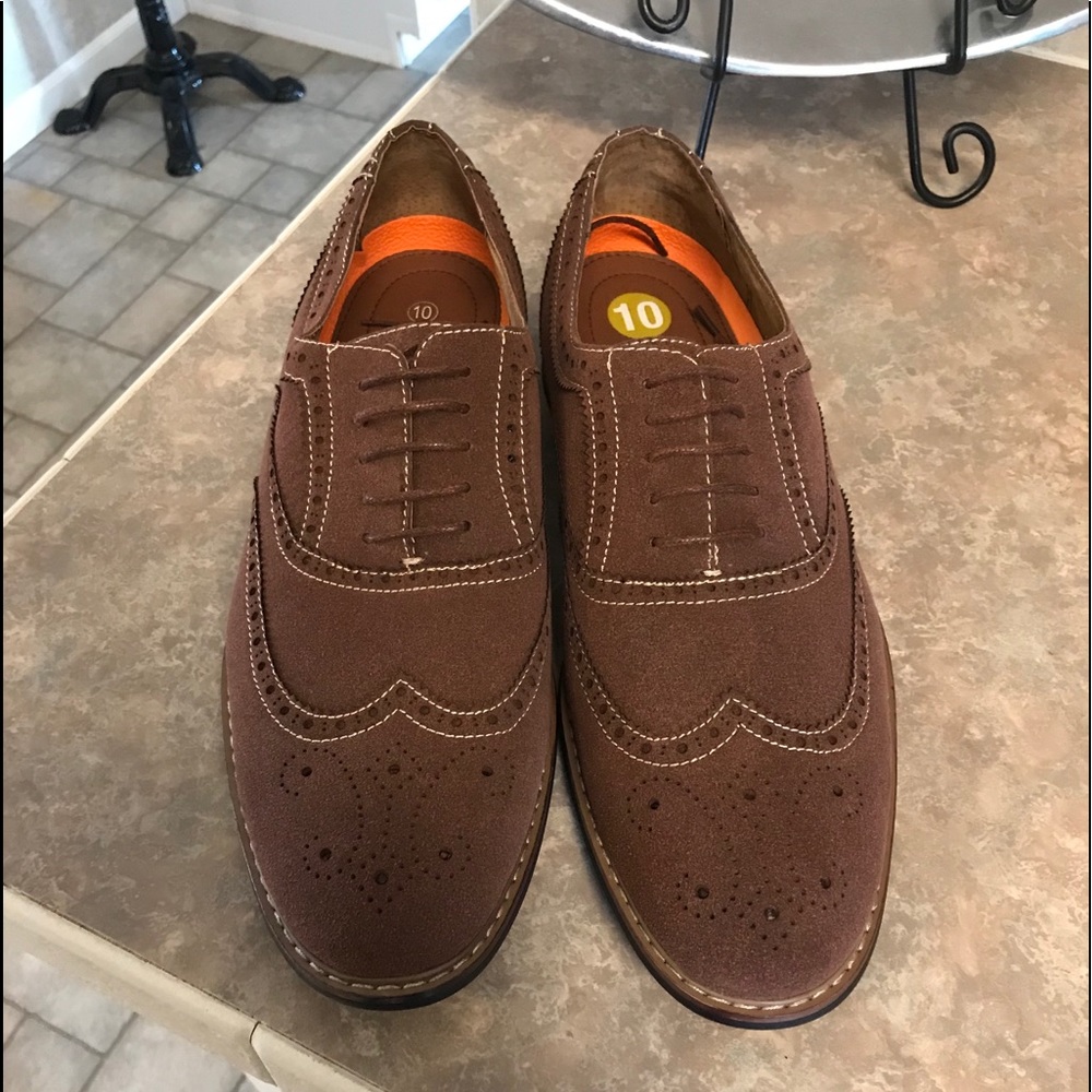 Size 10 Brown Suede Wing Tip Shoes